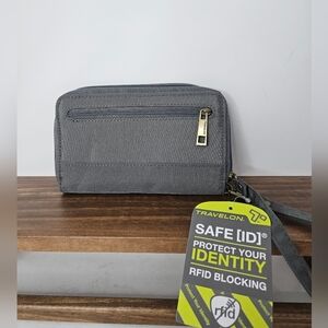 Travelon Gray RFID Blocking Wallet/wristlet NWT